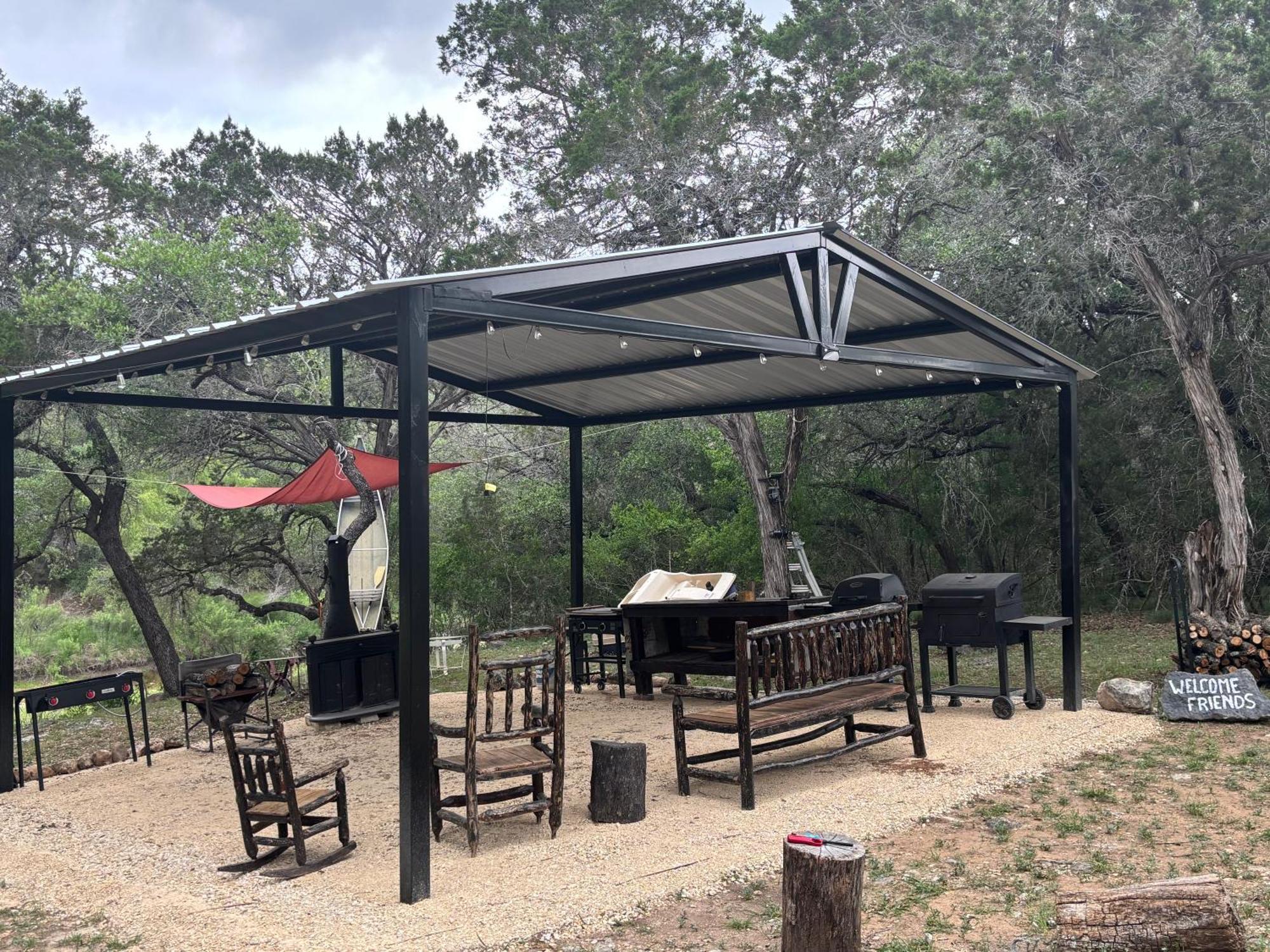 Tiny House - Our Little Piece Of Paradise Lakehills